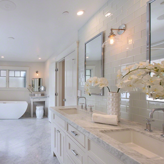 white marble countertops bathroom