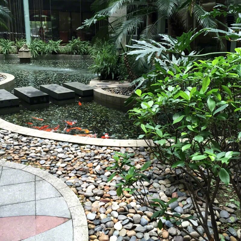 5 Unique Landscapes with Natural Stone Hardscape