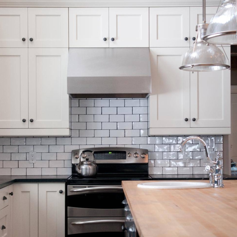 Diy Backsplash Tile Installation, How To Replace Tile Around Kitchen Cabinets