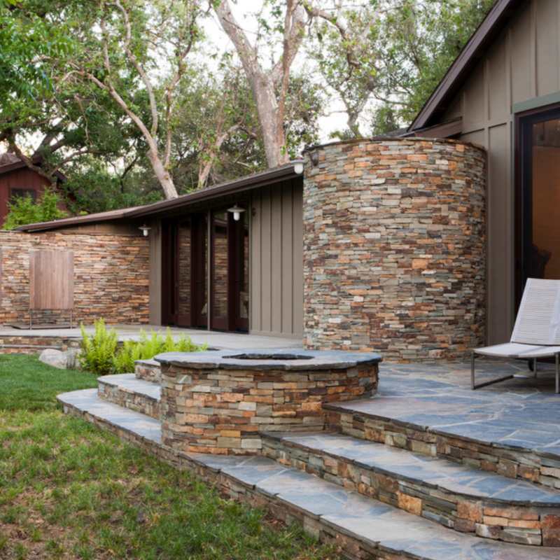 5 Mind Blowing Outdoor Upgrades With Natural Stacked Stone   Golden White Stacked Stone Ledger Panels Outdoors Photo Credit Houzz 