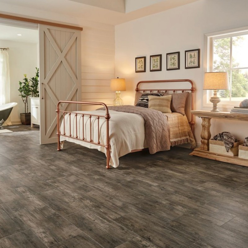 The Pros and Cons of Rigid Core Vinyl Flooring