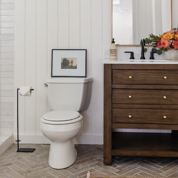 industrial cottage loom bathroom