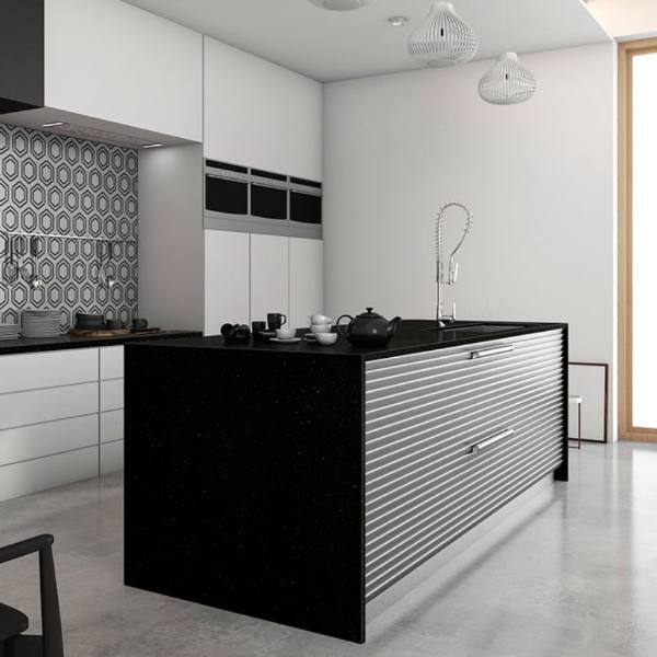 https://cdn.msisurfaces.com/images/blogs/posts/2021/06/black+galaxy_striking+black+granite+in+modern+kitchen_msi.jpg