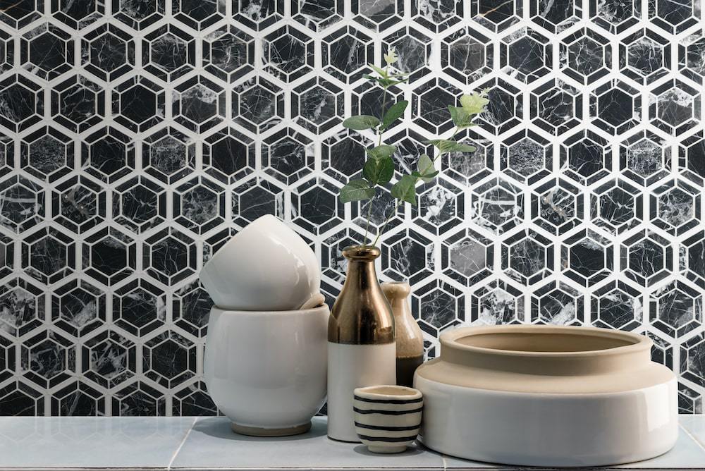 msi-hexagono-nero-hexagon-mosaic-tile-dramatic-wall-backsplash-min