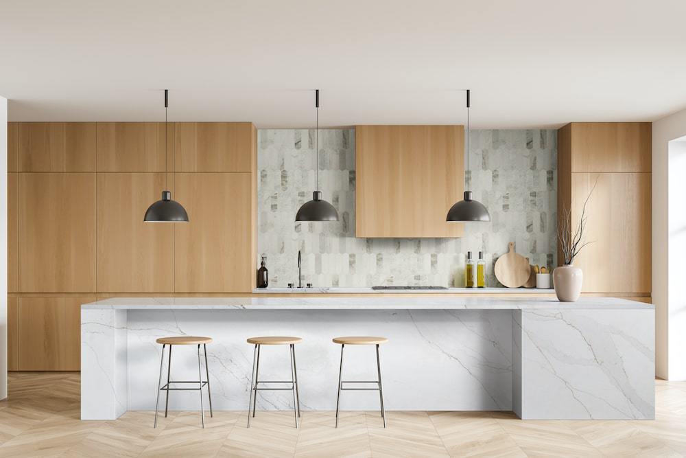 msi-calacatta-abezzo-quartz-and-arabescato-venato-mosaic-tile-for-open-airy-modern-kitchen-nov-2022-min-1-1-