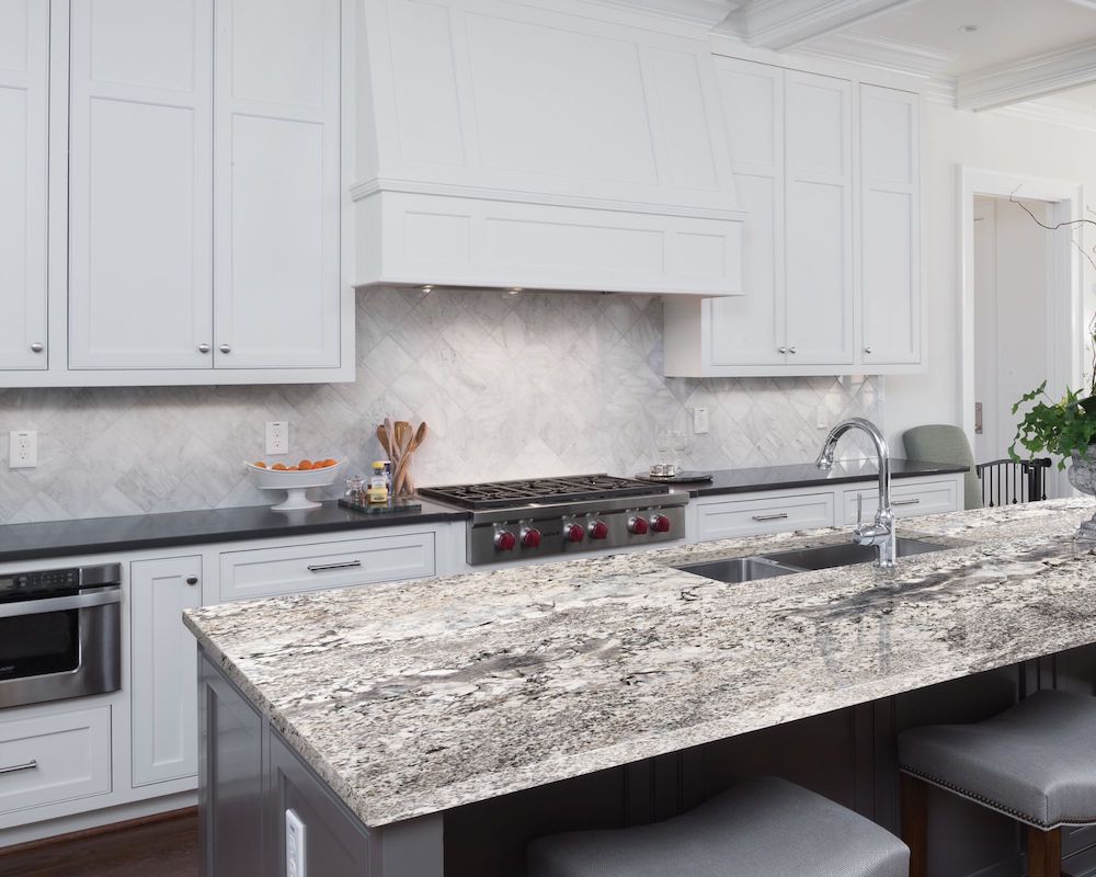 What color countertop is best for a kitchen?