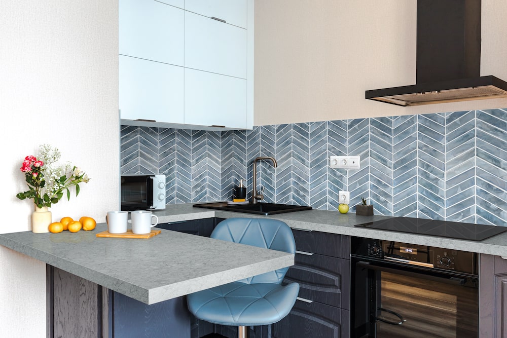 msi-blue-shimmer-chevron-tile-backsplash-min
