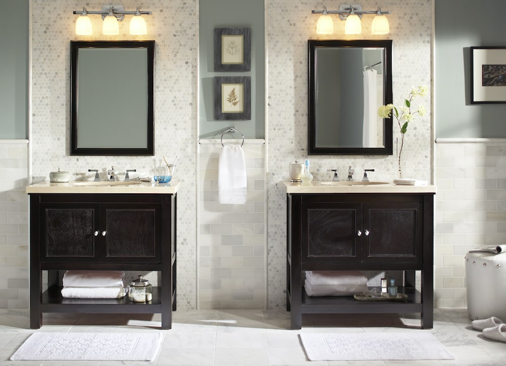 msi-greecian-white-marble-backsplash-in-bathroom-min