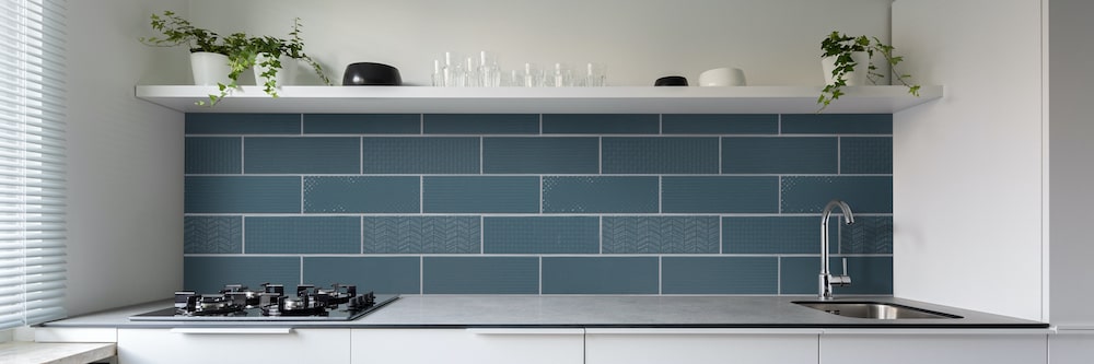 7 Benefits of Installing a Kitchen Tile Backsplash