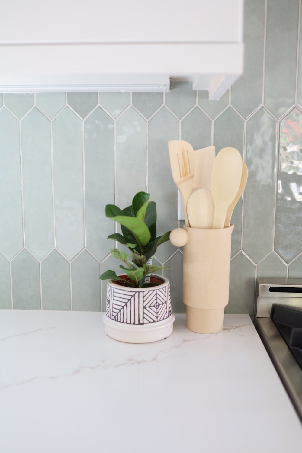 msi-renzo-jade-pickett-wall-tile-backsplash-min