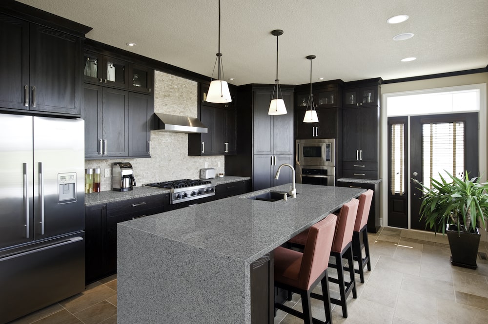 msi-fortaleza-granite-kitchen-min
