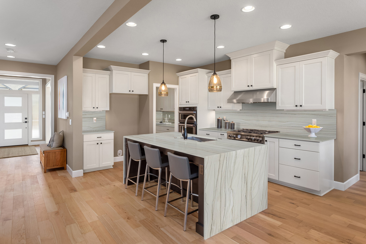 white-macaubus-quartzite-countertop-island