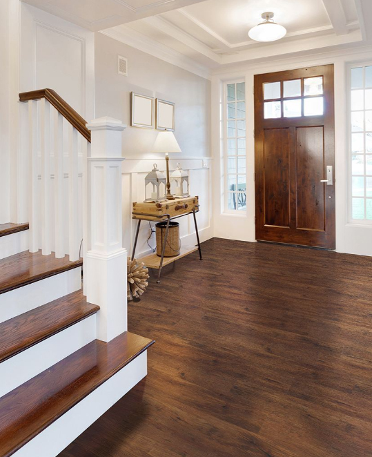 cyrus-2.0-braly-lvp-with-stairs