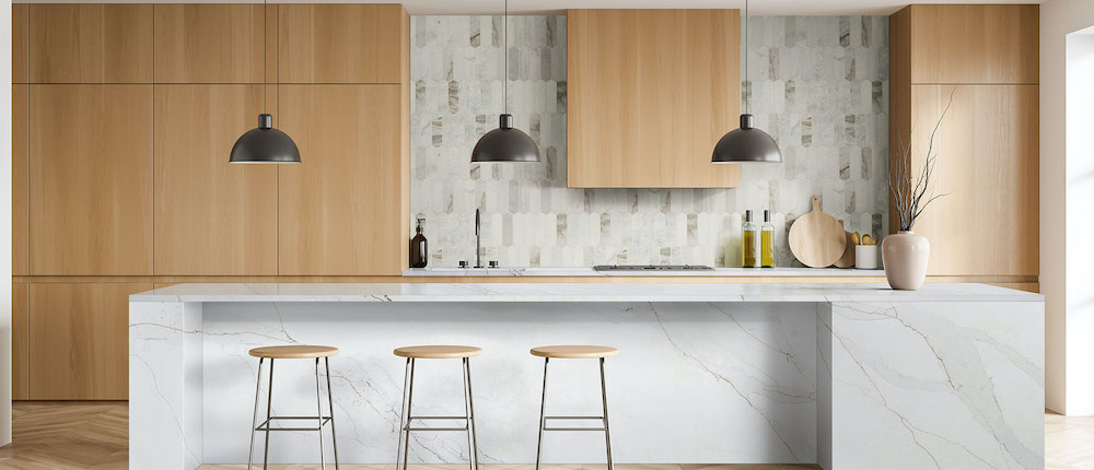 msi-calacatta-abezzo-quartz-in-kitchen-countertop