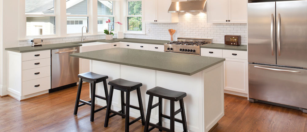 msi-fossil-brown-quartz-in-kitchen-countertop