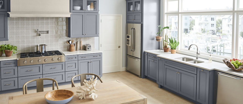 msi-iced-white-quartz-in-kitchen-countertop