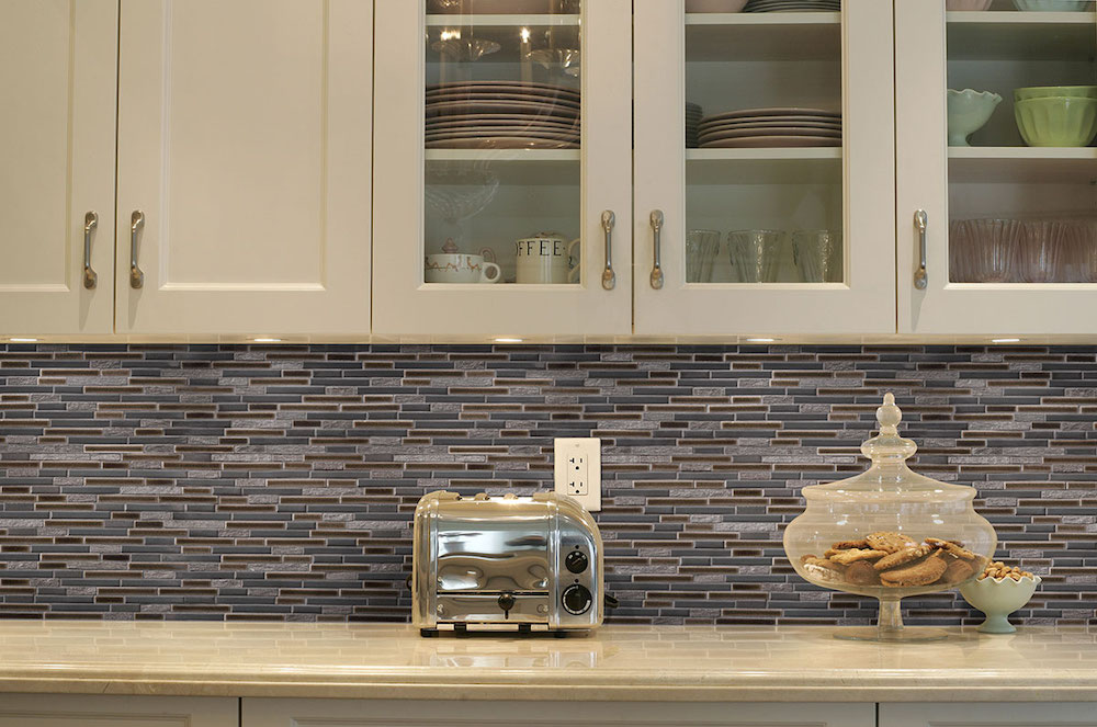 msi-titan-interlocking-tile-in-kitchen-backsplash