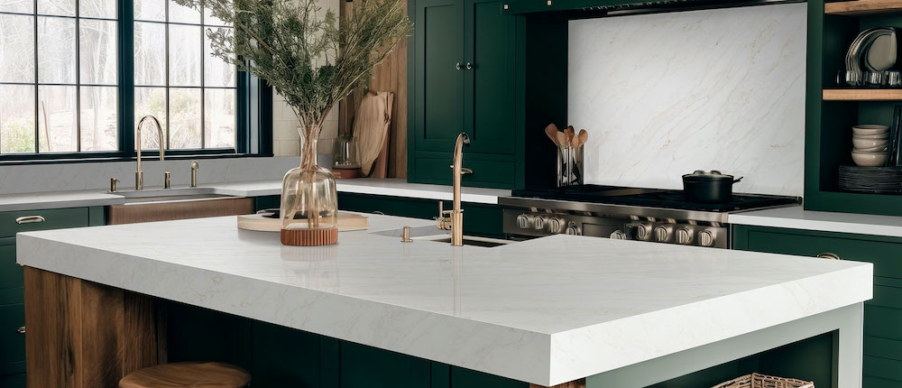 msi-calacatta-premata-quartz-in-kitchen-countertop