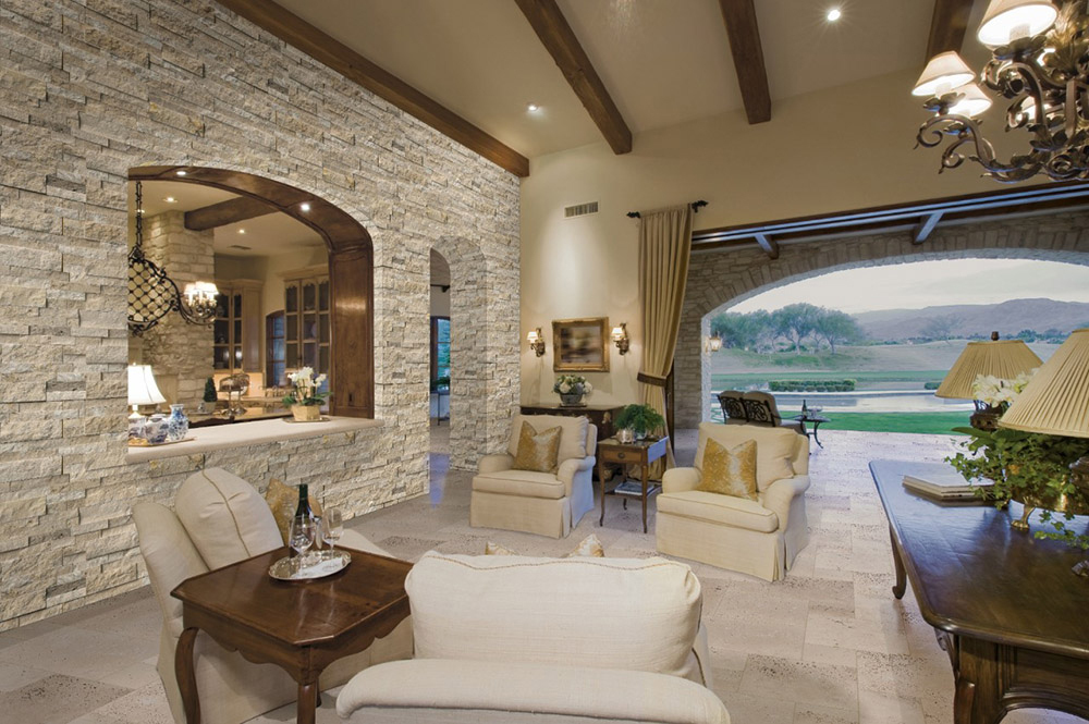 durango-cream-stacked-stone-and-pavers