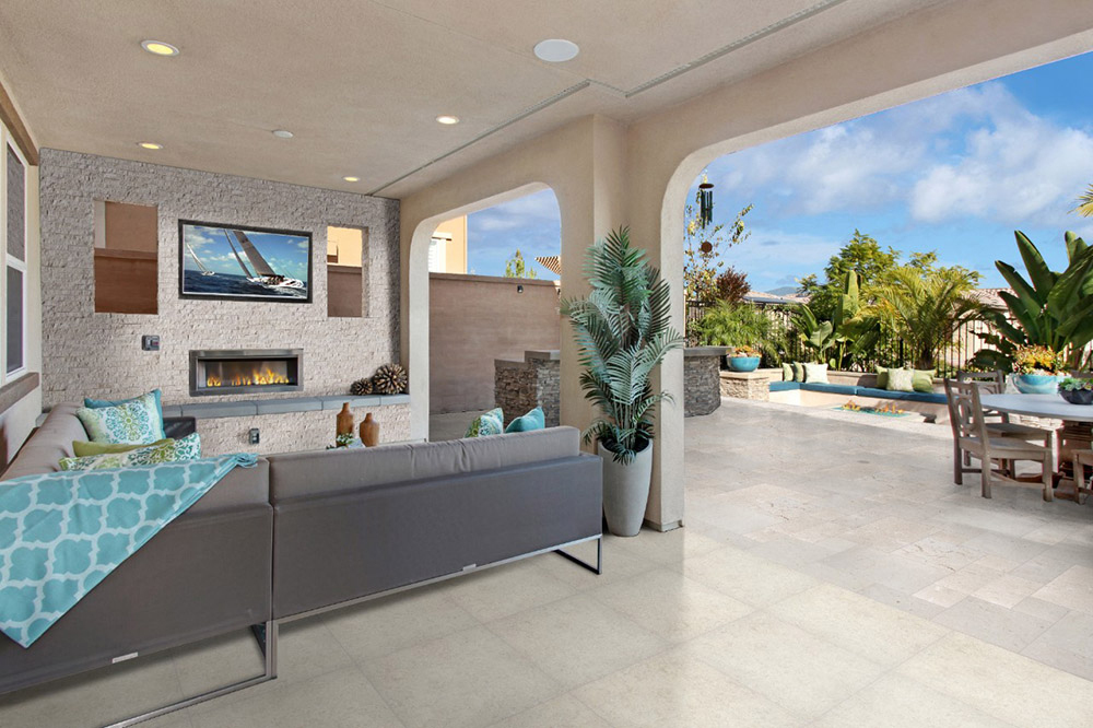 mayra-white-stacked-stone-and-pavers