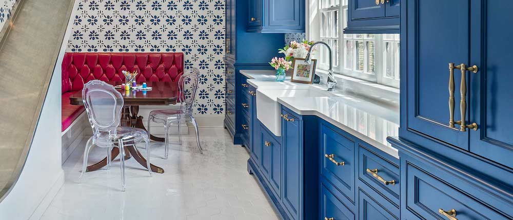 msi-arctic-white-quartz-in-kitchen-countertop