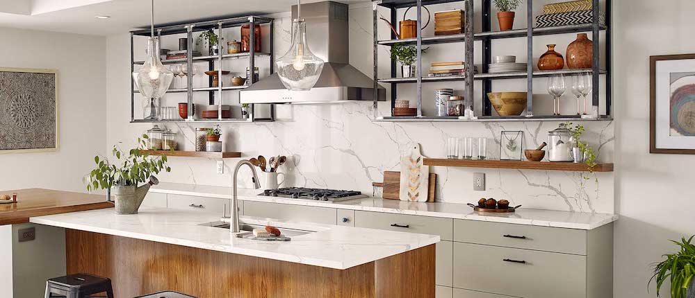msi-calacatta-laza-quartz-in-kitchen-counter-and-backsplash