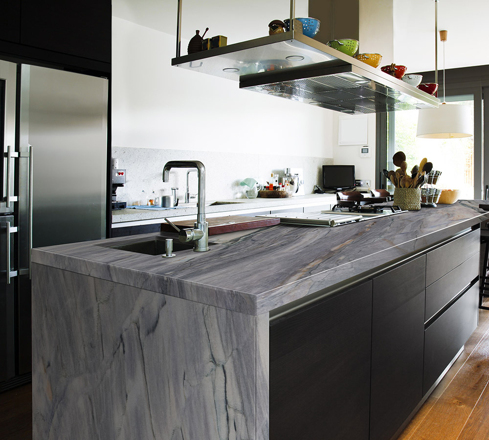 azul-imperiale-quartzite