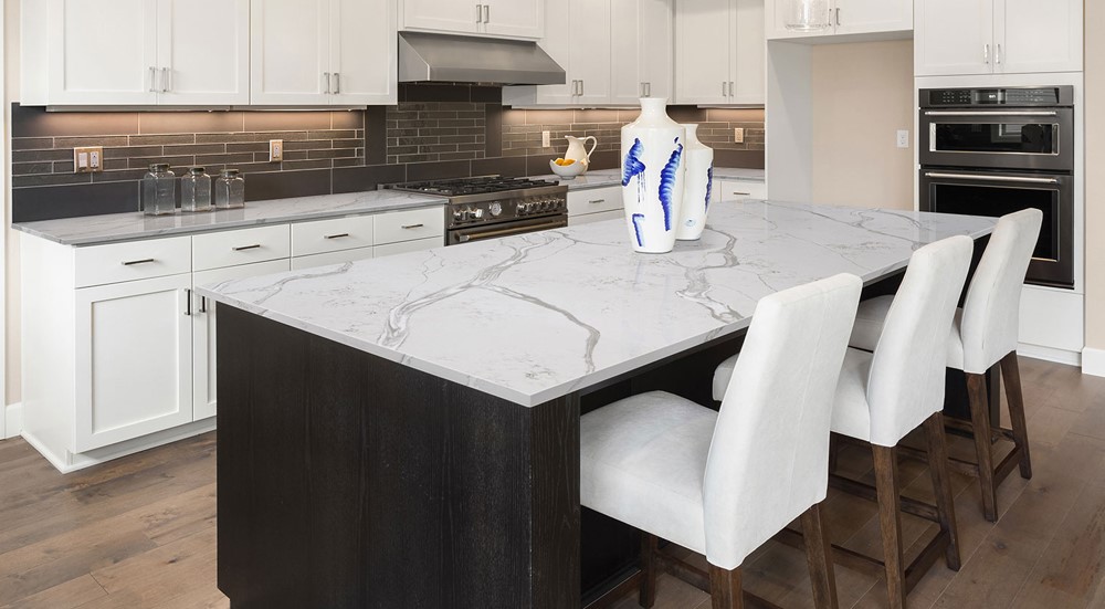 calacatta-bolina-quartz-veining