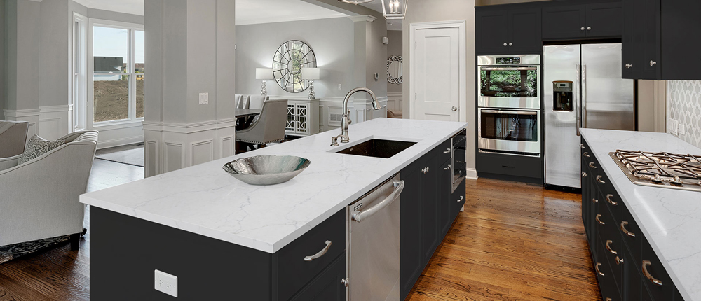calacatta-miraggio-duo-quartz-kitchen