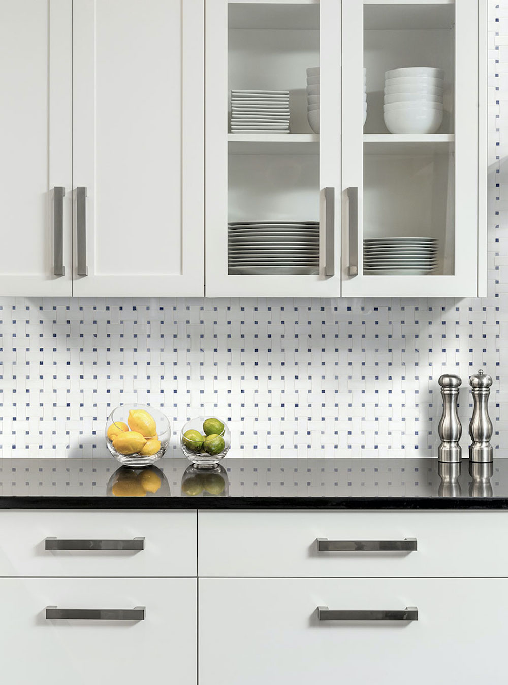 msi-azula-basketweave-marble-tile-in-kitchen-backsplash