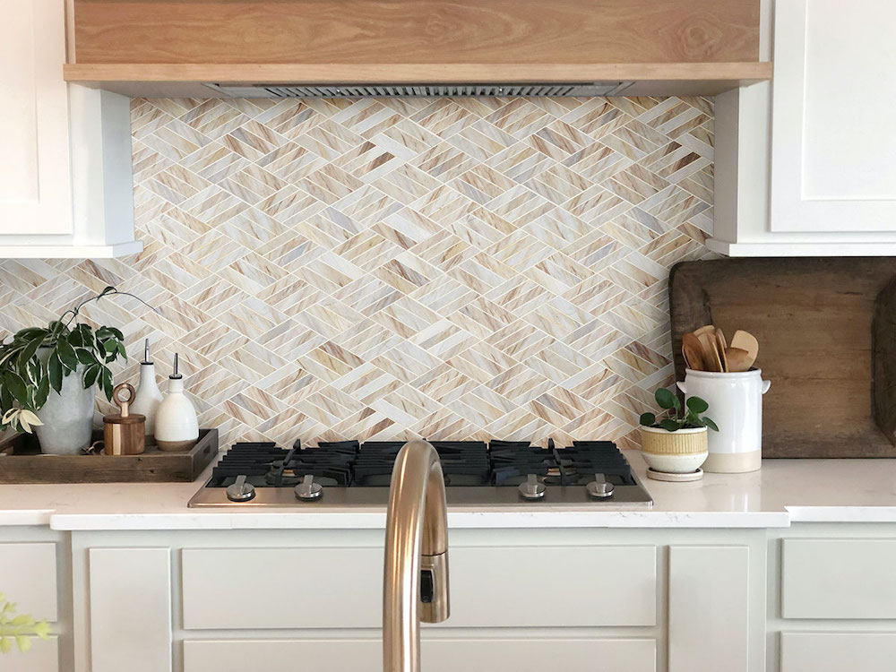msi-angora-polished-rhombus-tile-in-kitchen-backsplash