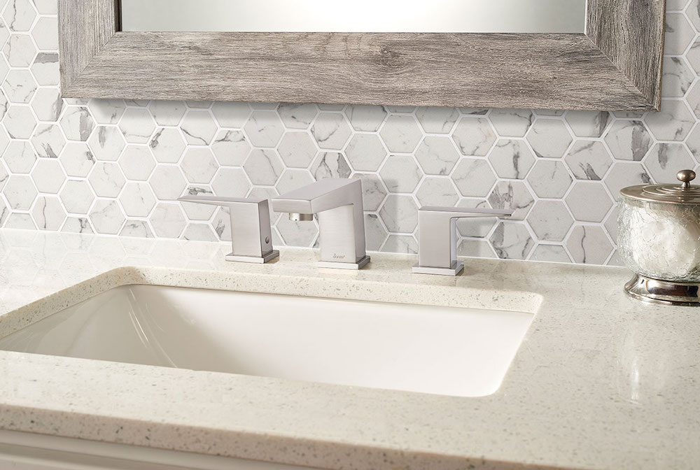 msi-statuario-celano-hexagon-in-bathroom-backsplash