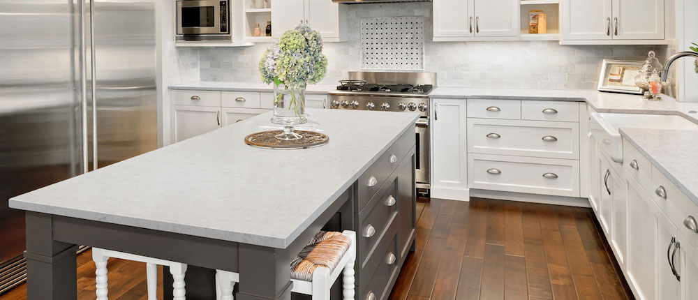 msi-mara-blanca-quartz-in-a-modern-kitchen