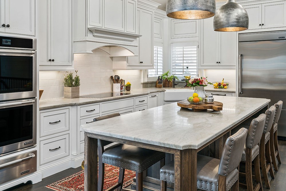 taj-mahal-quartzite-in-kitchen