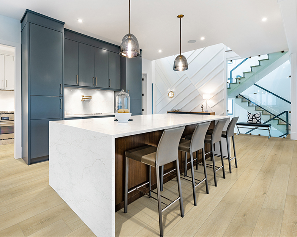 calacatta-miraggio-lusso-quartz-in-kitchen