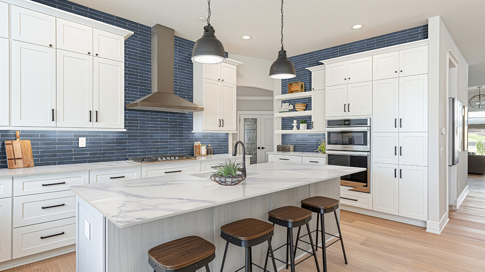 calacatta-anava-kitchen-island-and-countertops