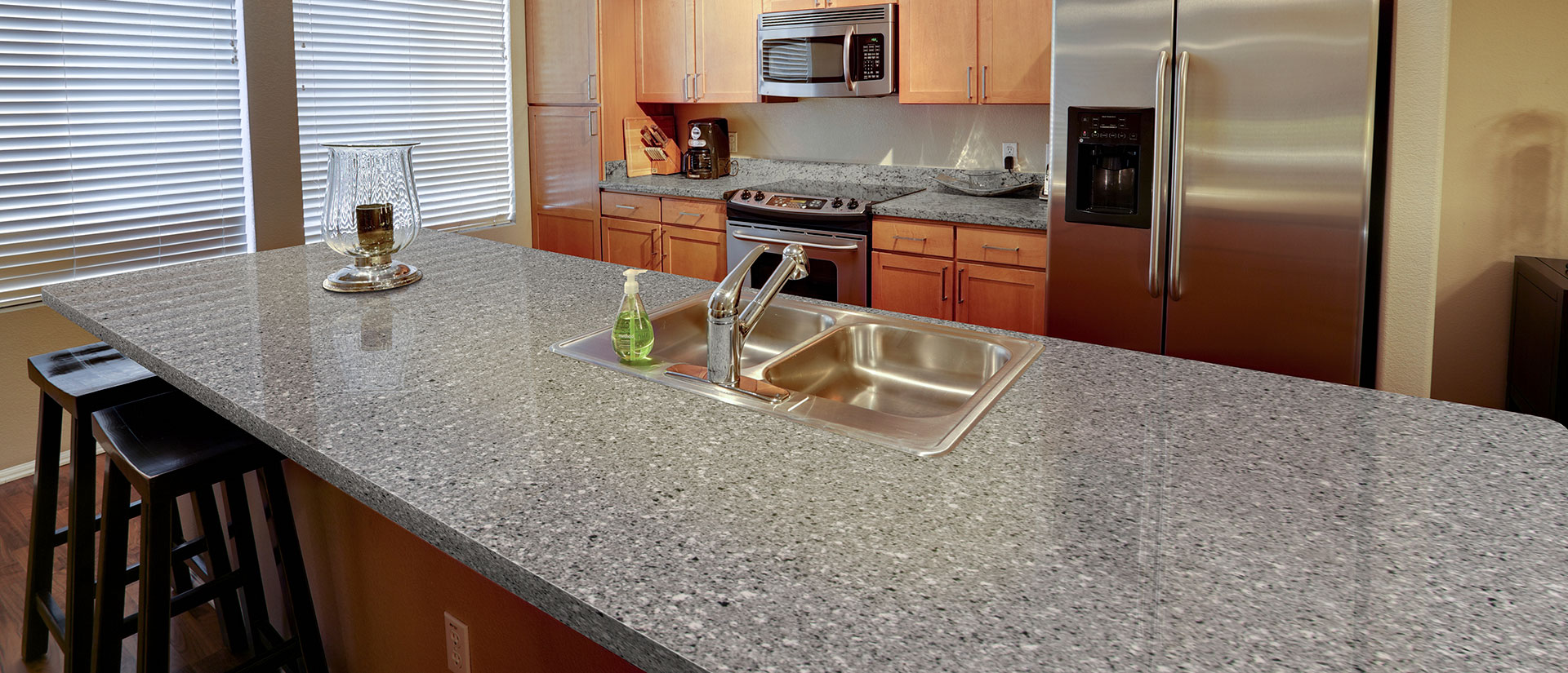 Pearl Gray Quartz countertop in a sleek and contemporary kitchen