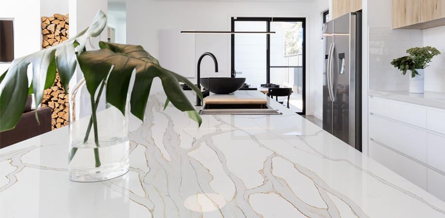 Calacatta Solessio Marble Look Quartz