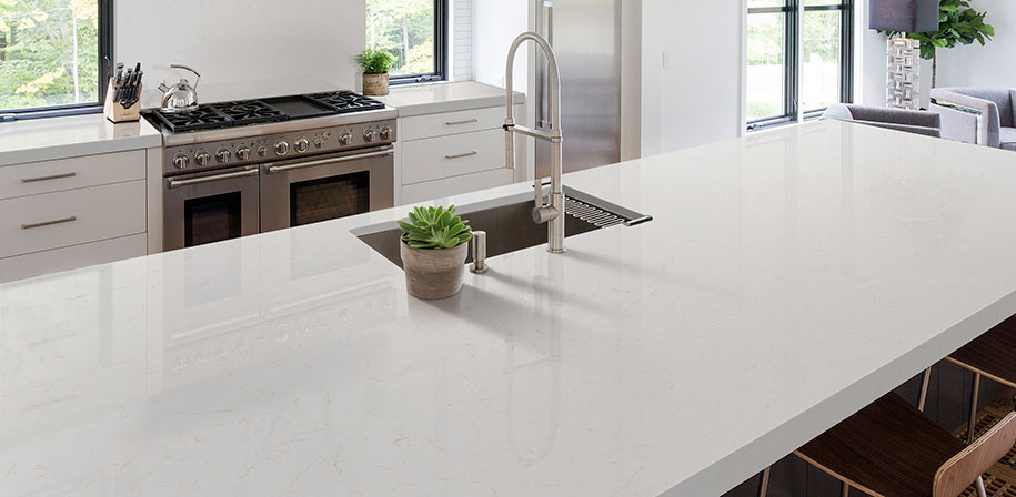 carrara miksa Quartz closeup Room Scene