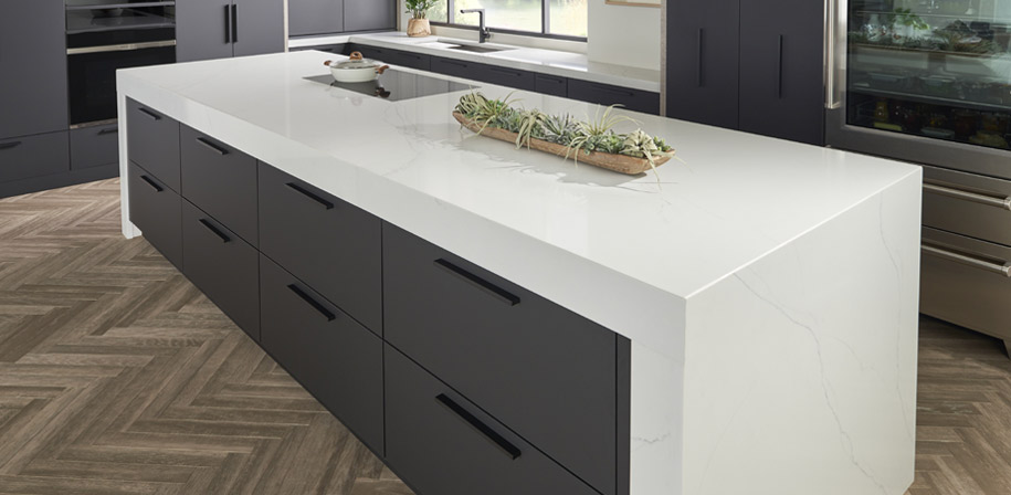 q quartz stain resistant and Durable, can simply wipe with warm water 