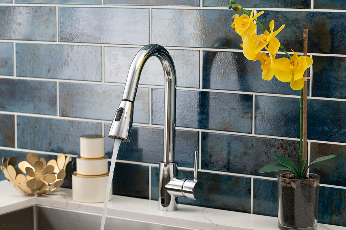 Touch Free Sensor Kitchen Faucet Room Scene
