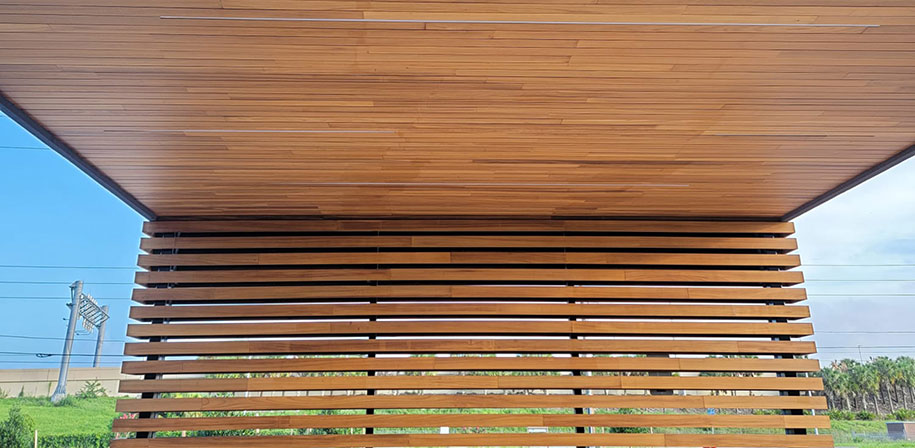 Orlando, FL, ID: MSIYOUS2LO – Natural Wood Screen and Ceiling Panels