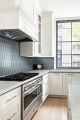 Cielo Azul Scallop Glossy 